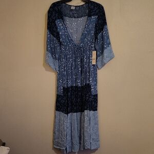 NOBO Elegant Blue and Black Patterned Maxi Dress